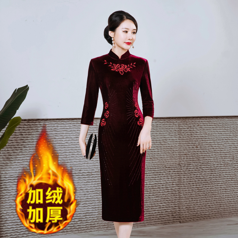 秋冬金丝绒手工钉珠中长款旗袍大码妈妈修身中式结婚旗袍走秀旗袍