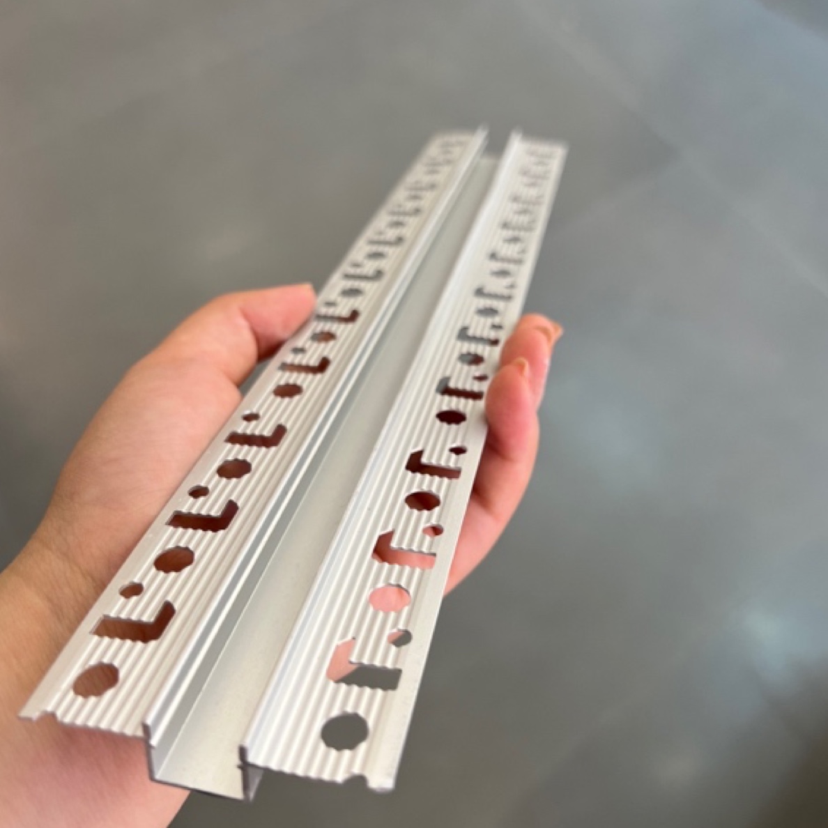 线性灯铝材 预埋款.明装款.批灰款都有，其余铝材也有