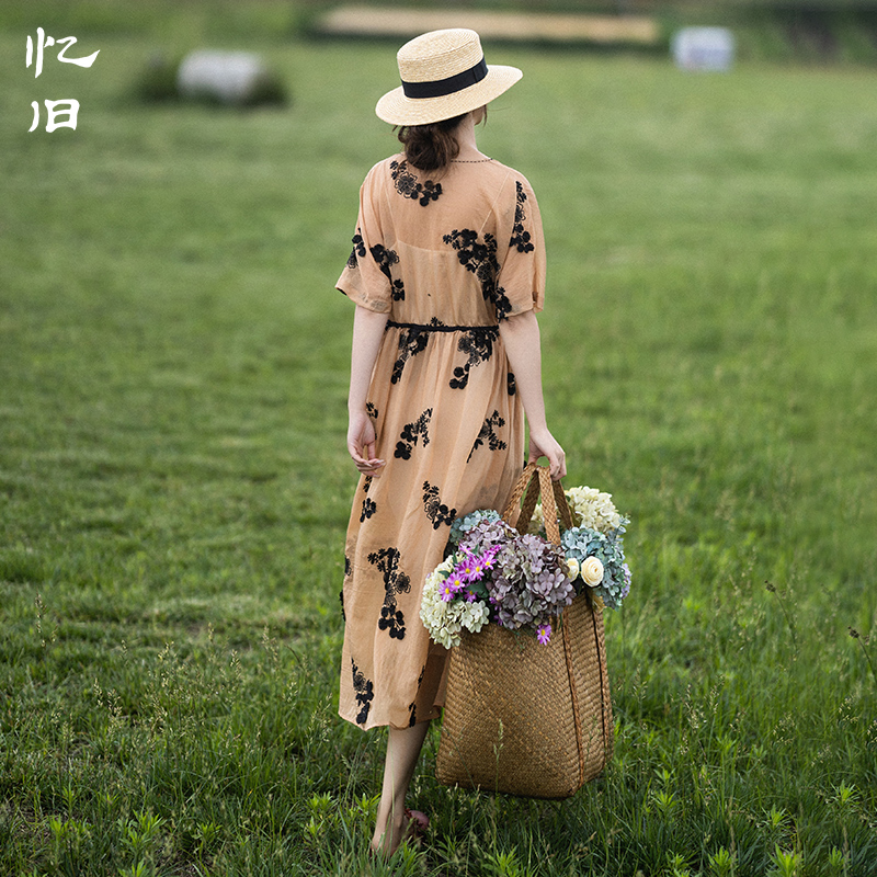 现货2778【墨笔生花】立体花刺绣连衣裙女夏季V领宽松系带长裙子