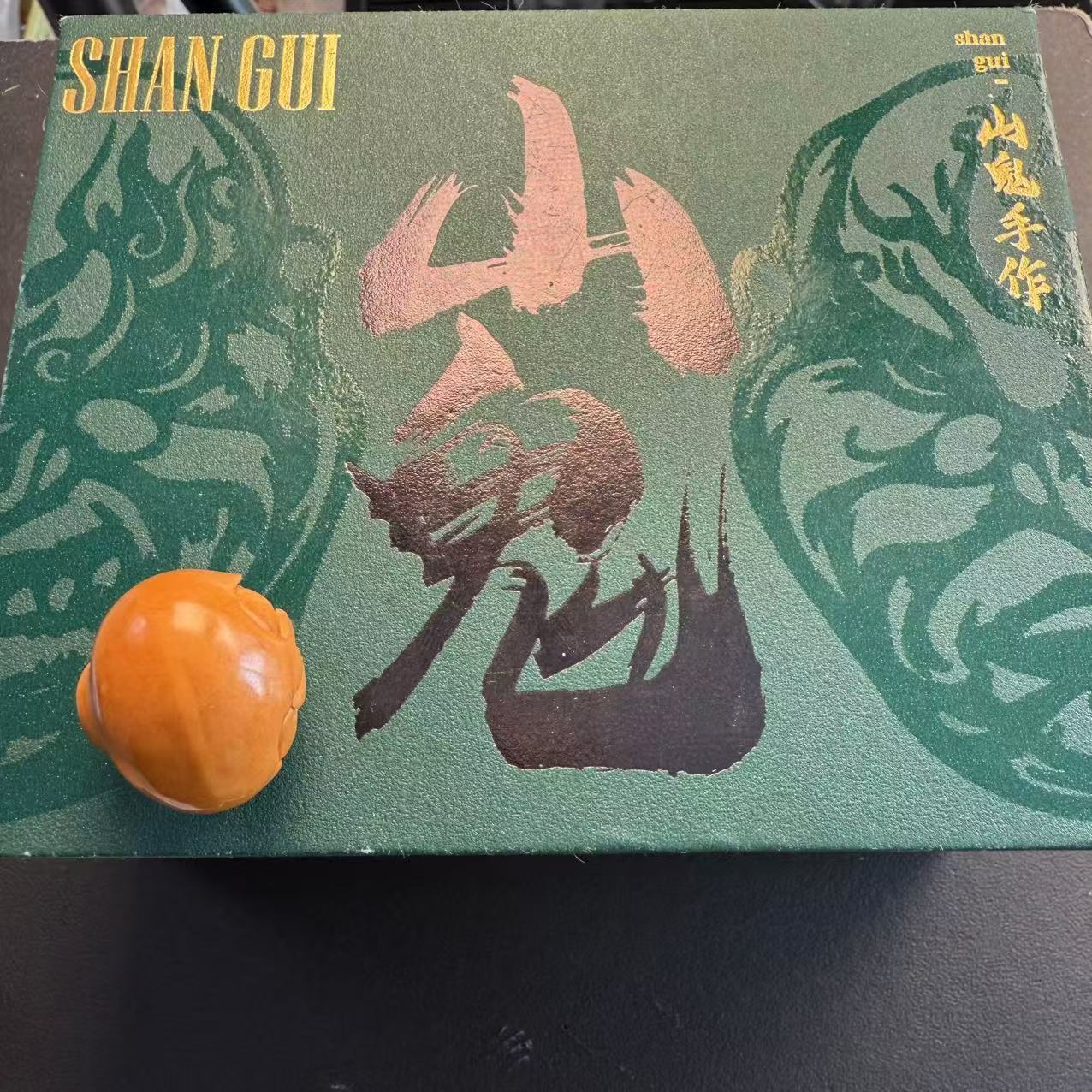 甄选精品核雕橄榄核盒核雕-经典恶僧