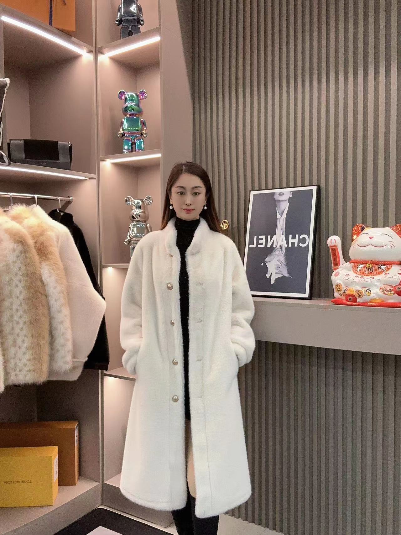 冬季新款时尚百搭保暖气质秋冬休闲白色毛毛外套ins韩版