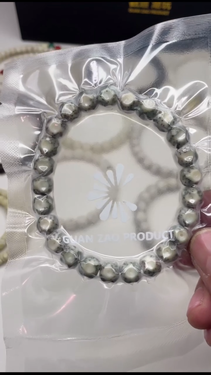 【闪购商品】椰蒂手串9*8改手工无相