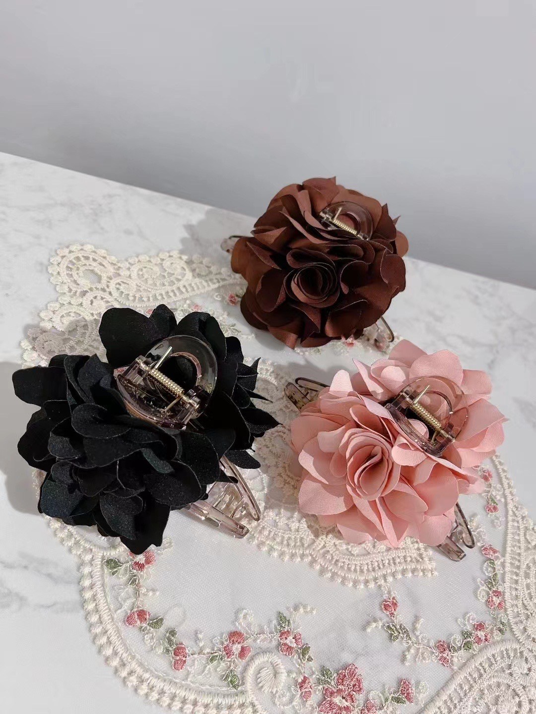 气质百搭甜美花朵发夹女高级感鲨鱼夹头饰