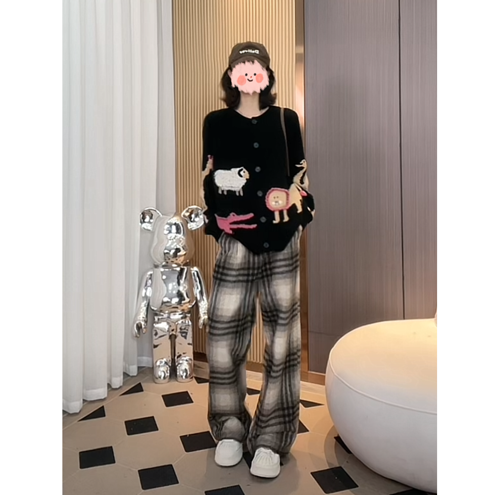 冬季新款女慵懒风动物园宽松圆领开衫高腰显瘦加绒毛呢直筒裤套装