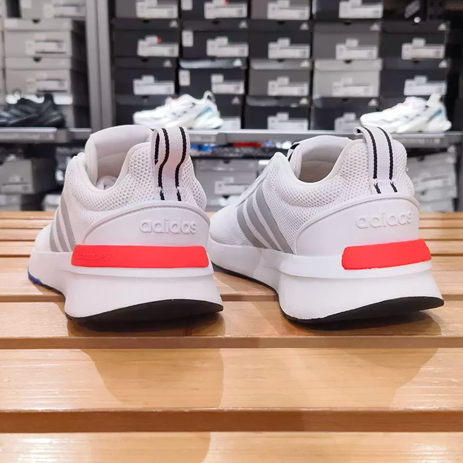 Adidas/阿迪达斯运动鞋男正品简约百搭网面透气缓震跑步鞋 GX8131