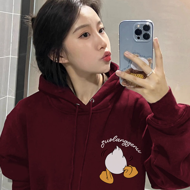 秋冬流行酒红显白卫衣女美式复古加厚加绒港风chic连帽长袖上衣潮