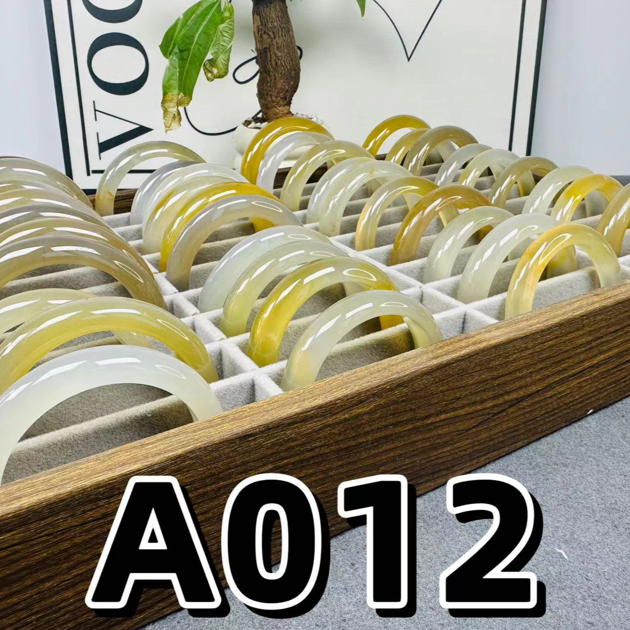 A012 玛瑙/玉髓手镯直播链接