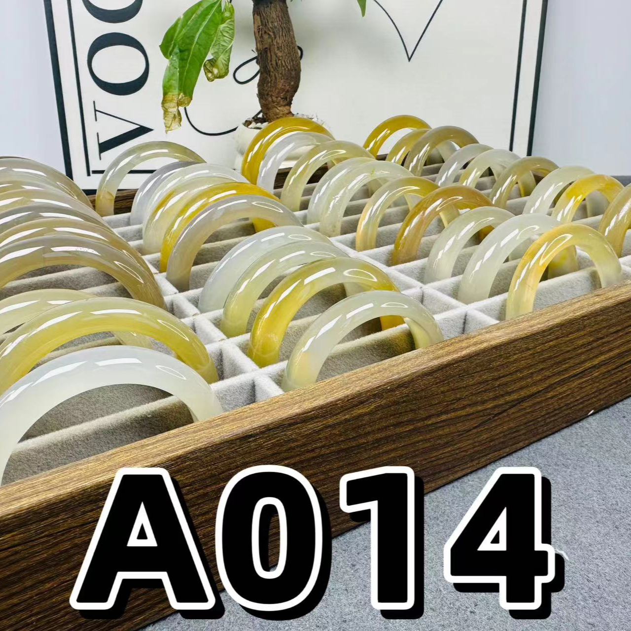 A014 玛瑙/玉髓手镯直播链接