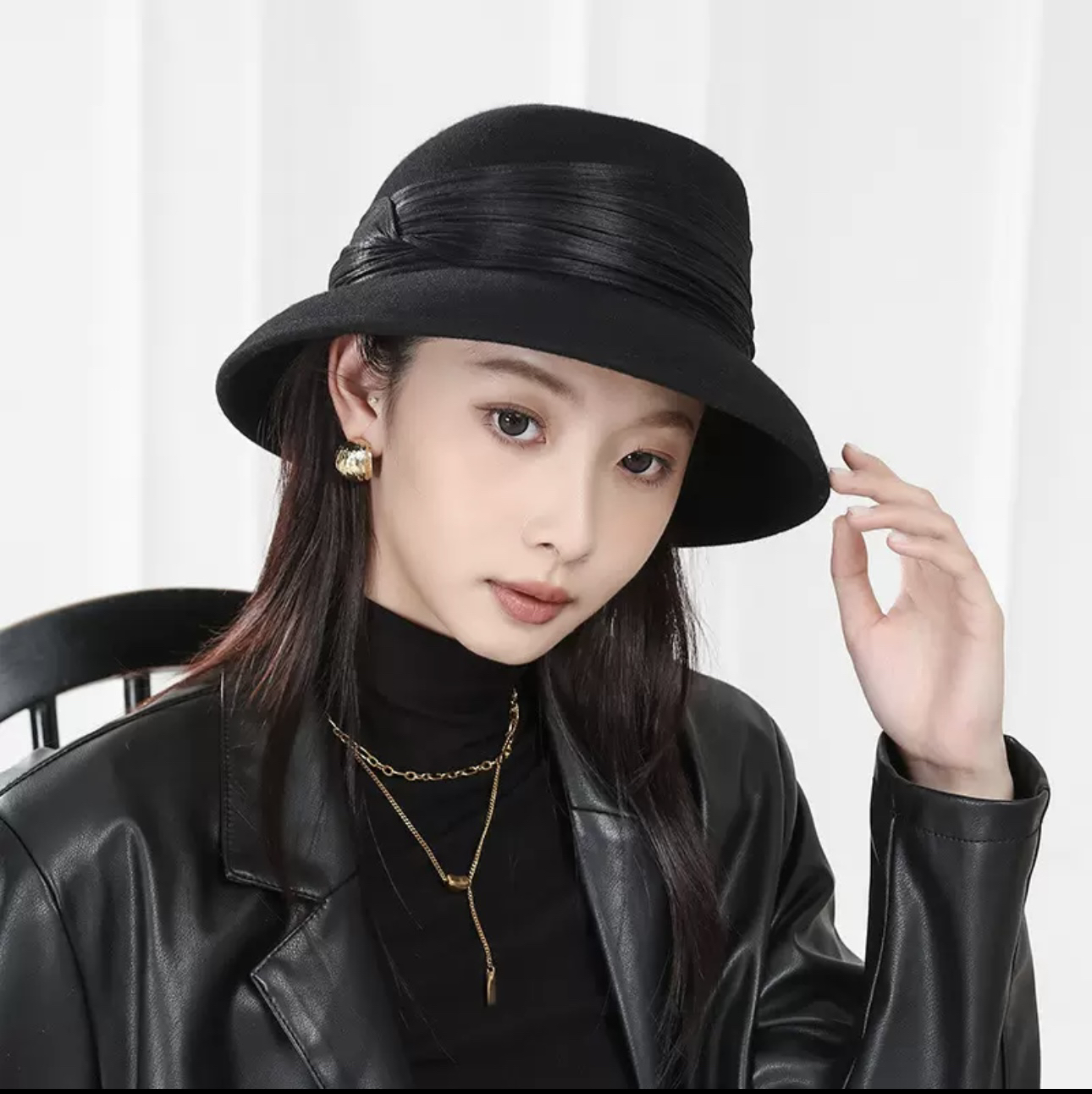 诗丹凯萨2024新款秋冬赫本风礼帽女法式复古羊毛呢盆帽优雅真丝麻