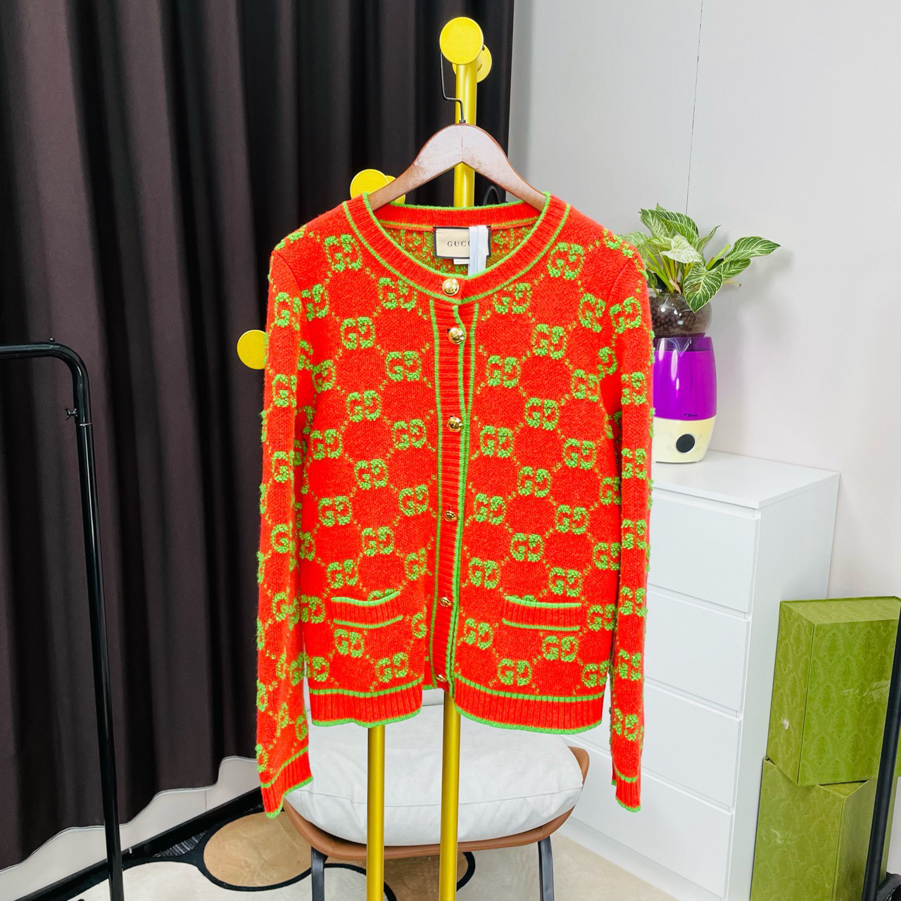99新 GUCCI/古驰 Gucci/古驰 橘色满印金扣开衫 xl码 99新/无配件