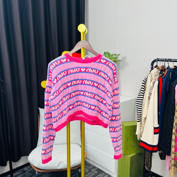 99新 MIU MIU/缪缪 粉色新款满印爱心毛衣 36码 公价7650  99新