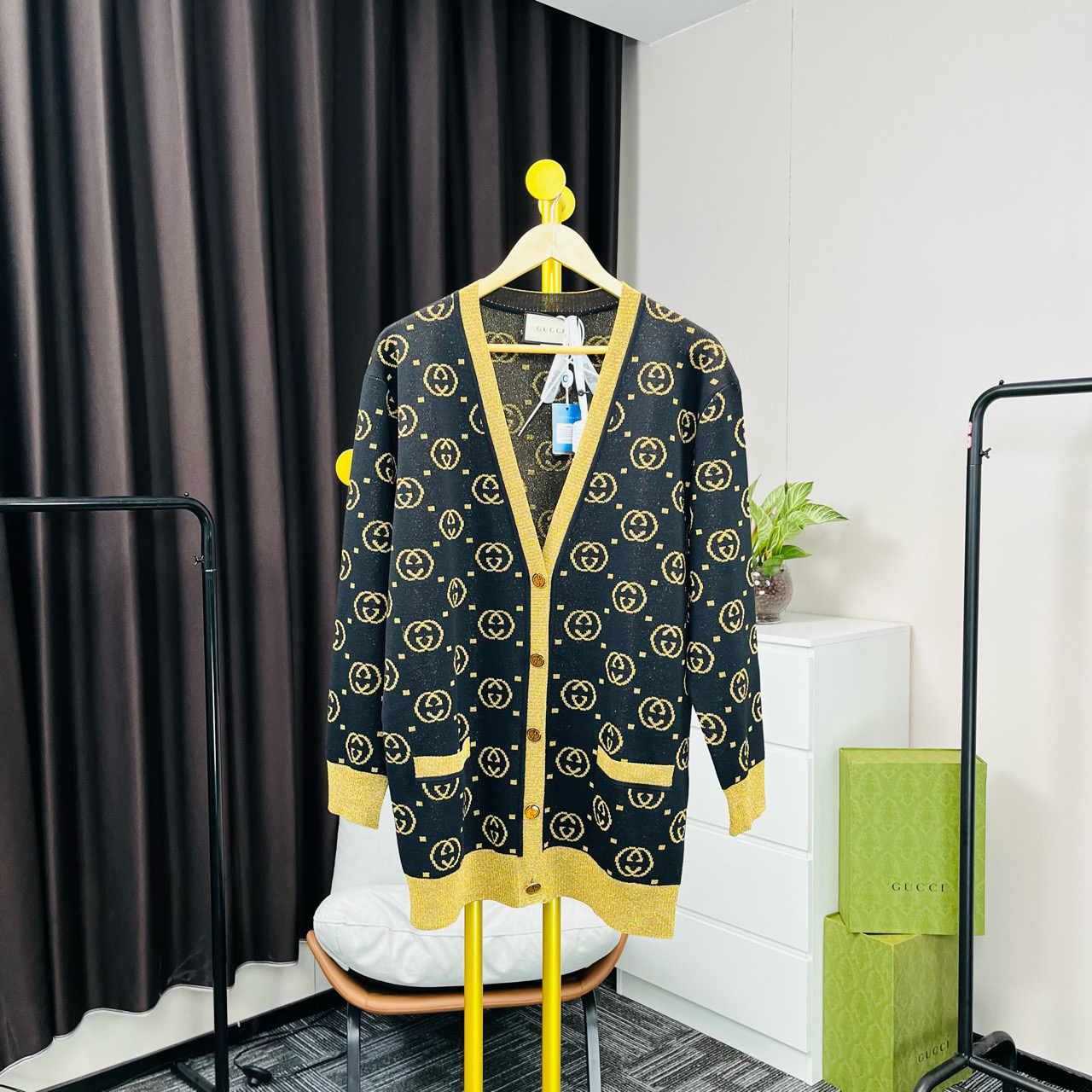 99新 GUCCI/古驰 黑金复古满印开衫 s码