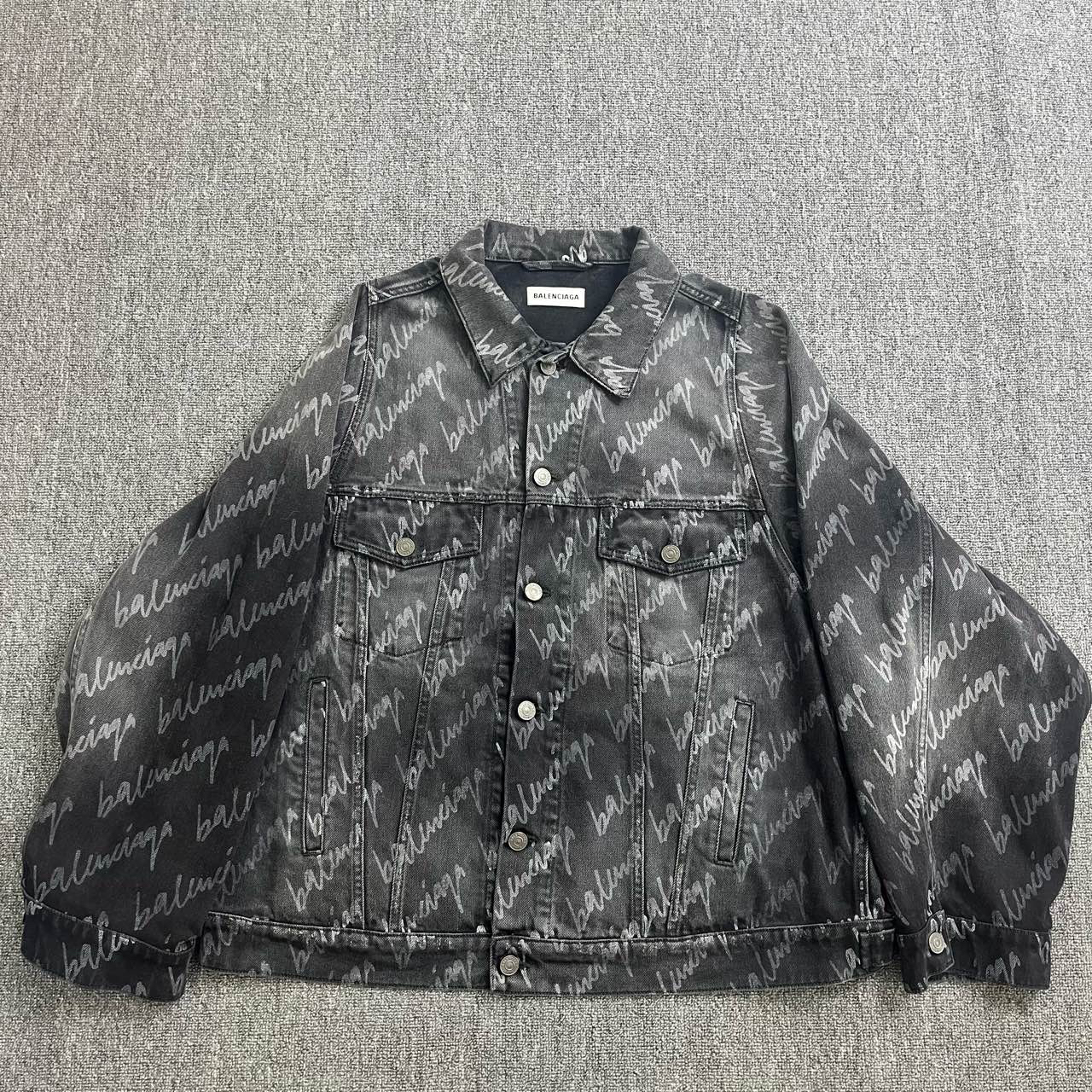 99新 Balenciaga/巴黎世家 水洗灰新款牛仔夹克 公价12700 34码 