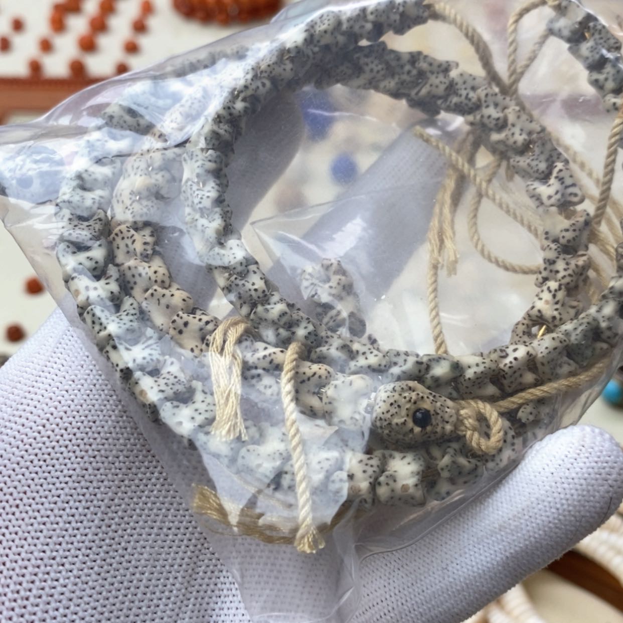 【闪购商品】星月菩提吊坠一条完整蛇骨，两条无蛇头