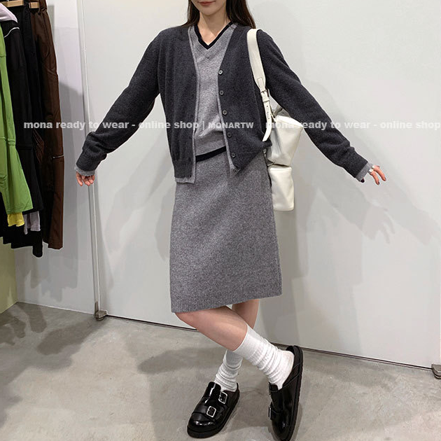 MONA 100羊毛撞色针织开衫半裙 两件套装女小个子 2024秋冬季新款
