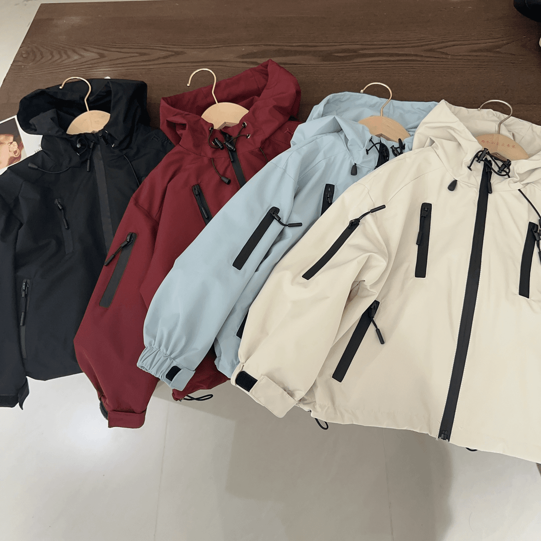 2025春秋季韩版儿童冲锋衣休闲连帽时尚男女童外套潮流防水户外