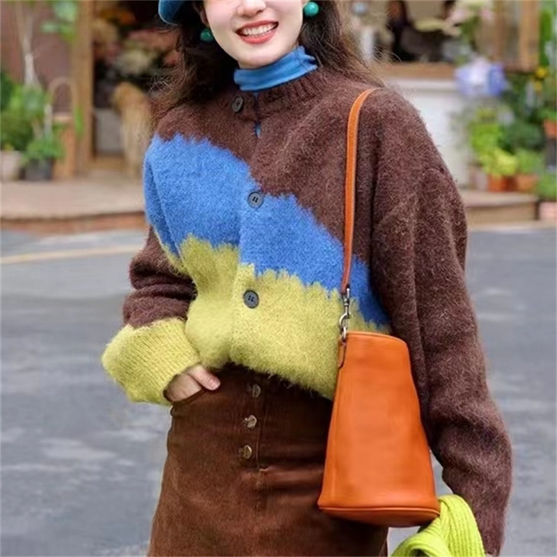 毛衣女针织开衫2024秋季新款软糯糯撞色慵懒风宽松显瘦百搭外套女