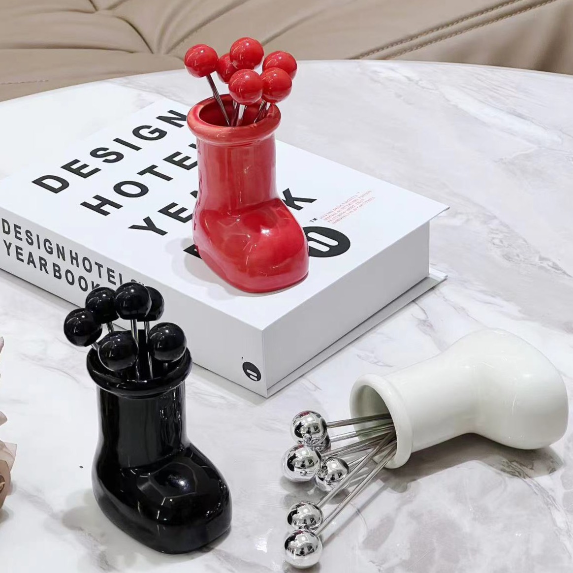 高颜值水果叉子套装轻奢不锈钢小叉子水果签果插甜品蛋糕叉收纳罐