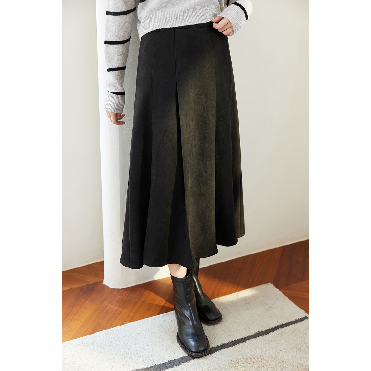 【粉丝专属】朗文斯汀纯色高腰气质半身裙DZMQ3509C12105