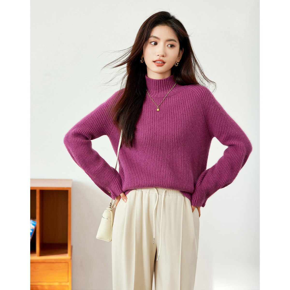 03288【备用链接】朗文斯汀松弛感半高领针织衫DTYZ4509D03288