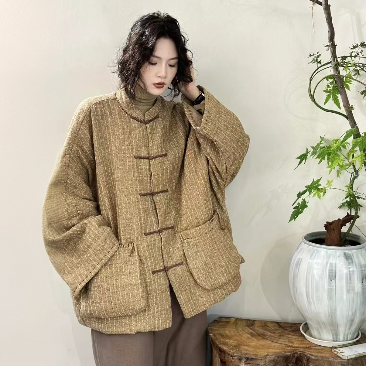 忆古衣牧了然2411005高定复古文艺时尚柞丝亚麻多手工盘扣棉服