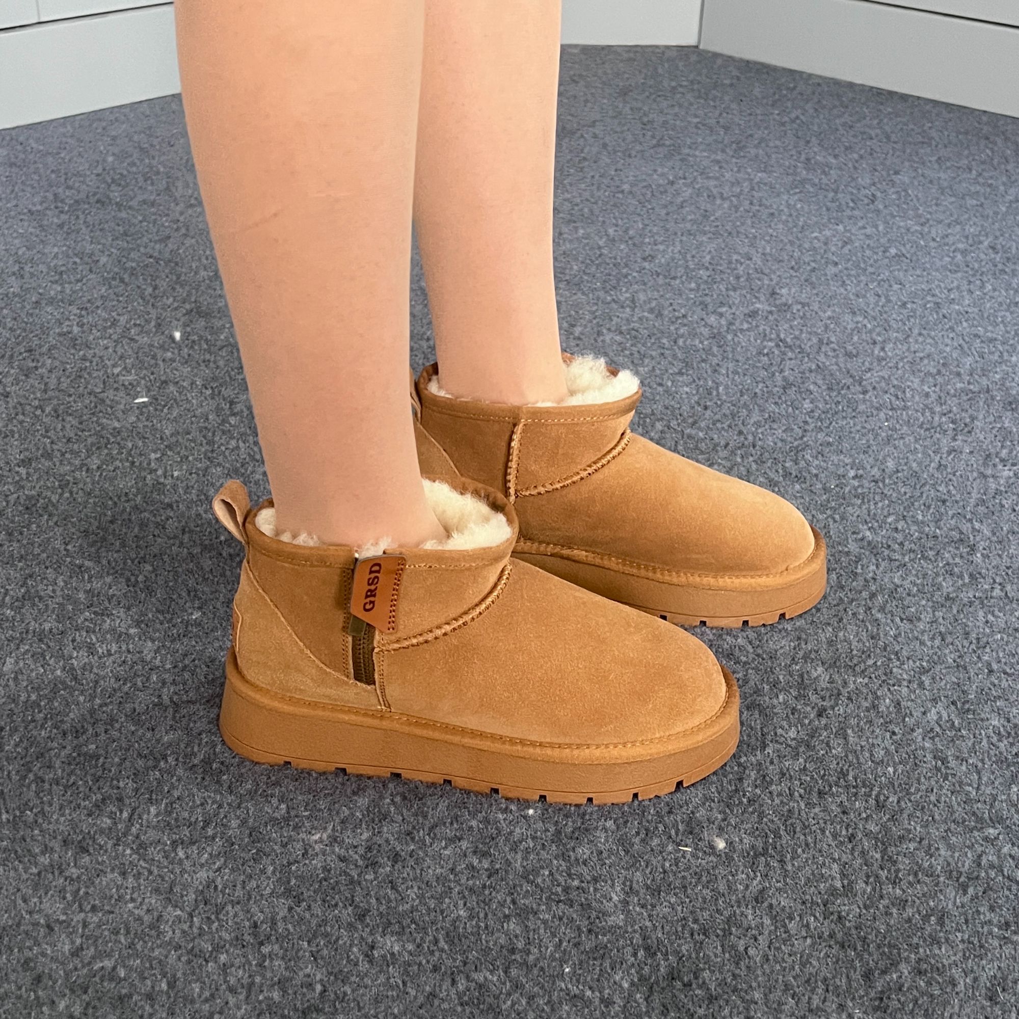 GRSD【轻奢时尚】雪地靴女新款棉鞋加绒加厚真皮毛保暖