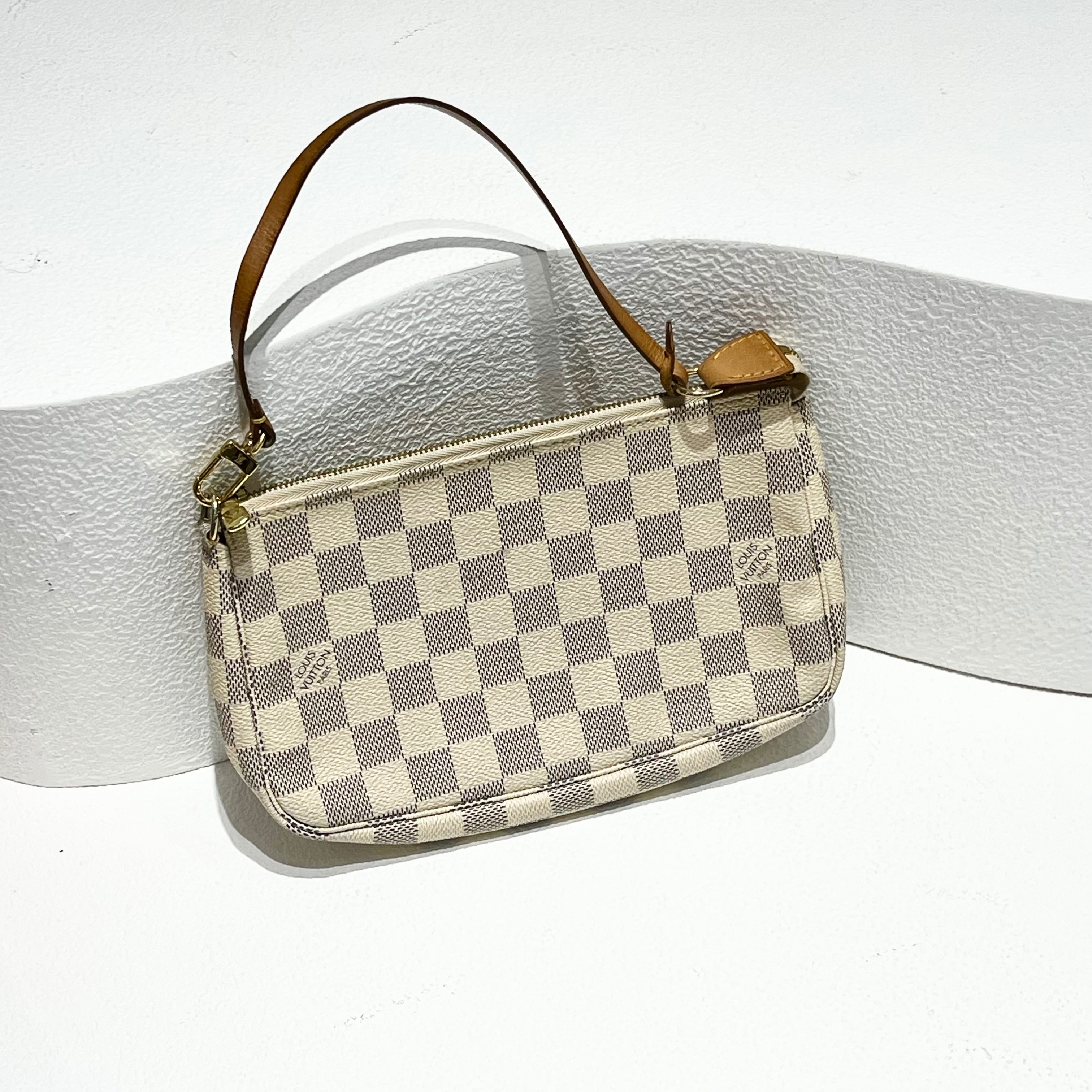 95新 LouisVuitton/路易威登 7姐福利/白棋盘格 中古 大麻将