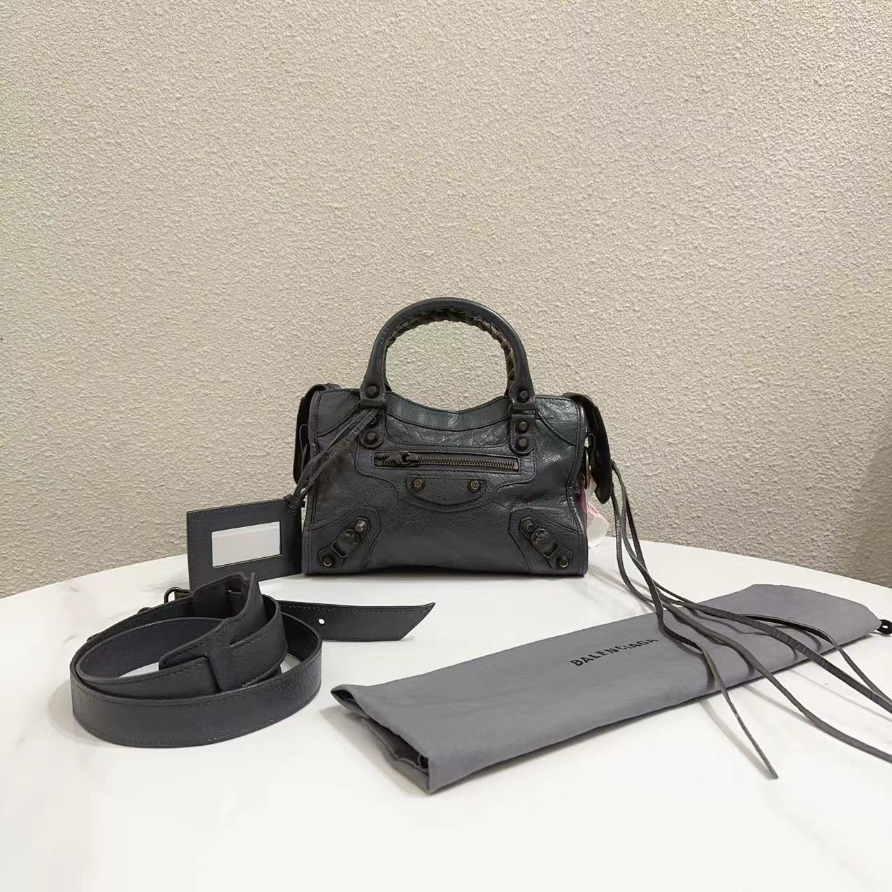 95新   蔚蓝/Balenciaga 巴黎世家/锡器灰 mini 机车包 98新