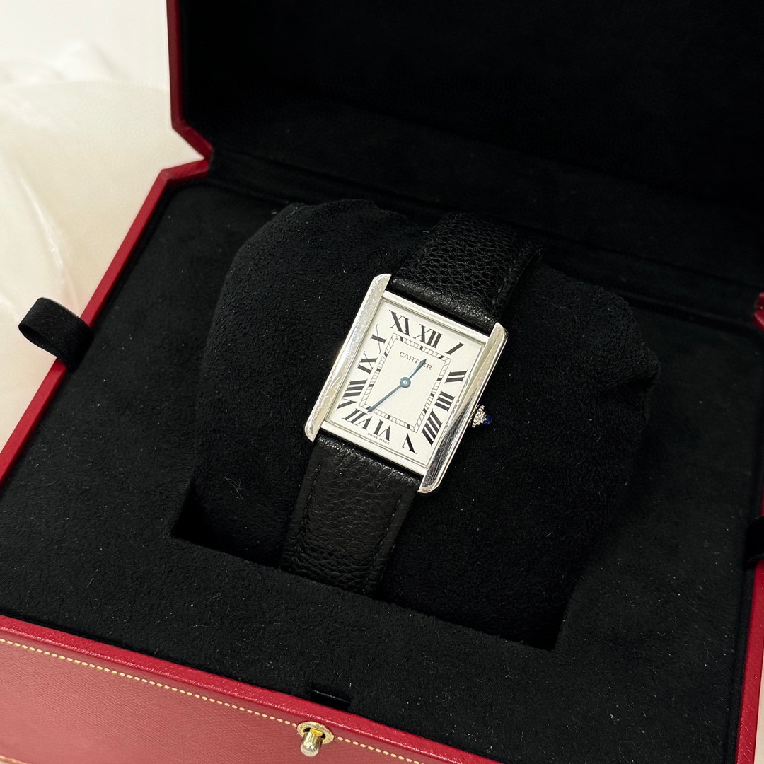 99新 Cartier/卡地亚 7姐专场/坦克中号石英腕表  27mm  
