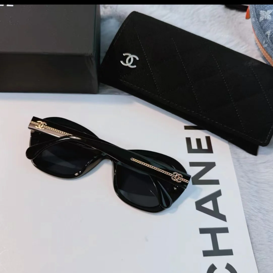 99新 Chanel/香奈儿 蔚蓝/ 浅黑色 墨镜