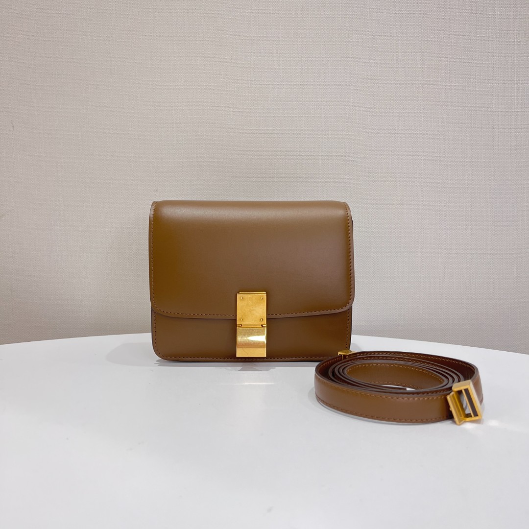 95新  蔚蓝/Celine 赛琳/mini box 棕色 豆腐包/超难买