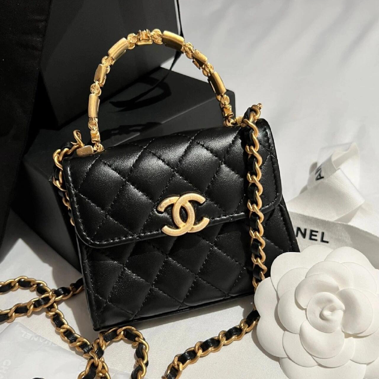 99新 Chanel/香奈儿 蔚蓝/22B黑金珐琅手柄mini Kelly