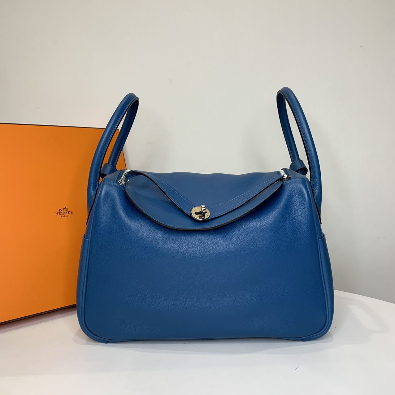 95新 Hermes/爱马仕 7姐专场/lindy 34加利西亚蓝 银扣 单肩包