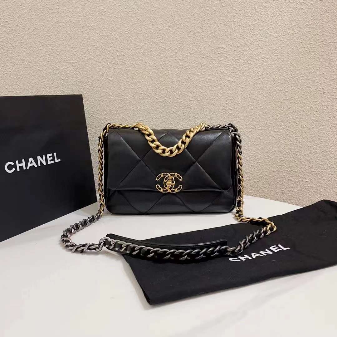 99新 Chanel/香奈儿 蔚蓝/黑金 小号 19bag 链条包 芯片