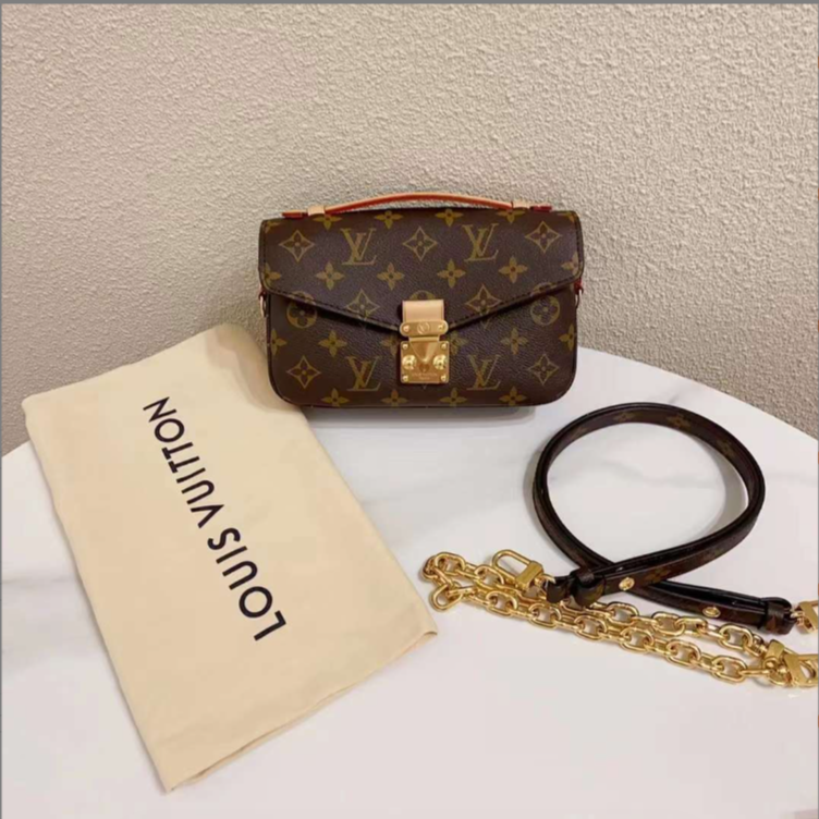 未使用 LouisVuitton/路易威登 蔚蓝/新款小邮差包 