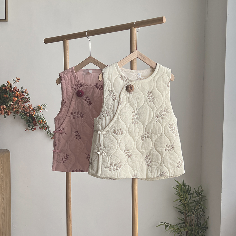 490马甲《颜纷飞》设计师款秋冬小清新气质款减龄棉绣花马甲