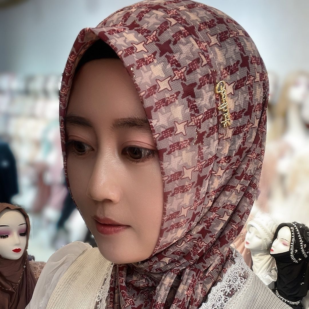 时尚纱巾简单套头款2023年新款套头印花舒适爆款夏款洋气格子款