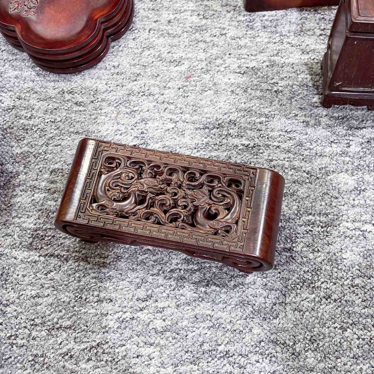 【闪购商品】黄花梨登**月