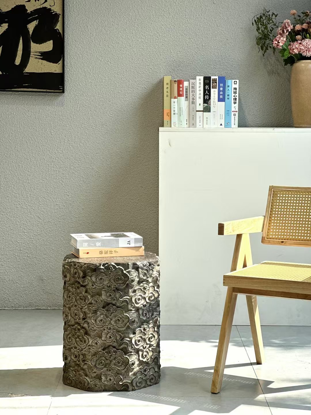 青石-云纹石凳（精美大气）