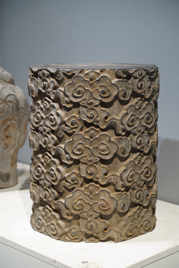 黑青石-祥云石柱（精美）