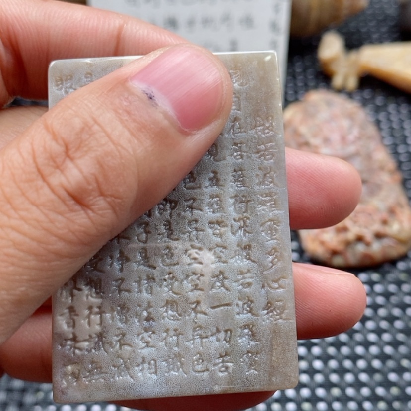 【闪购商品】硅化珊瑚（珊瑚玉）颈饰未镶嵌黄*如