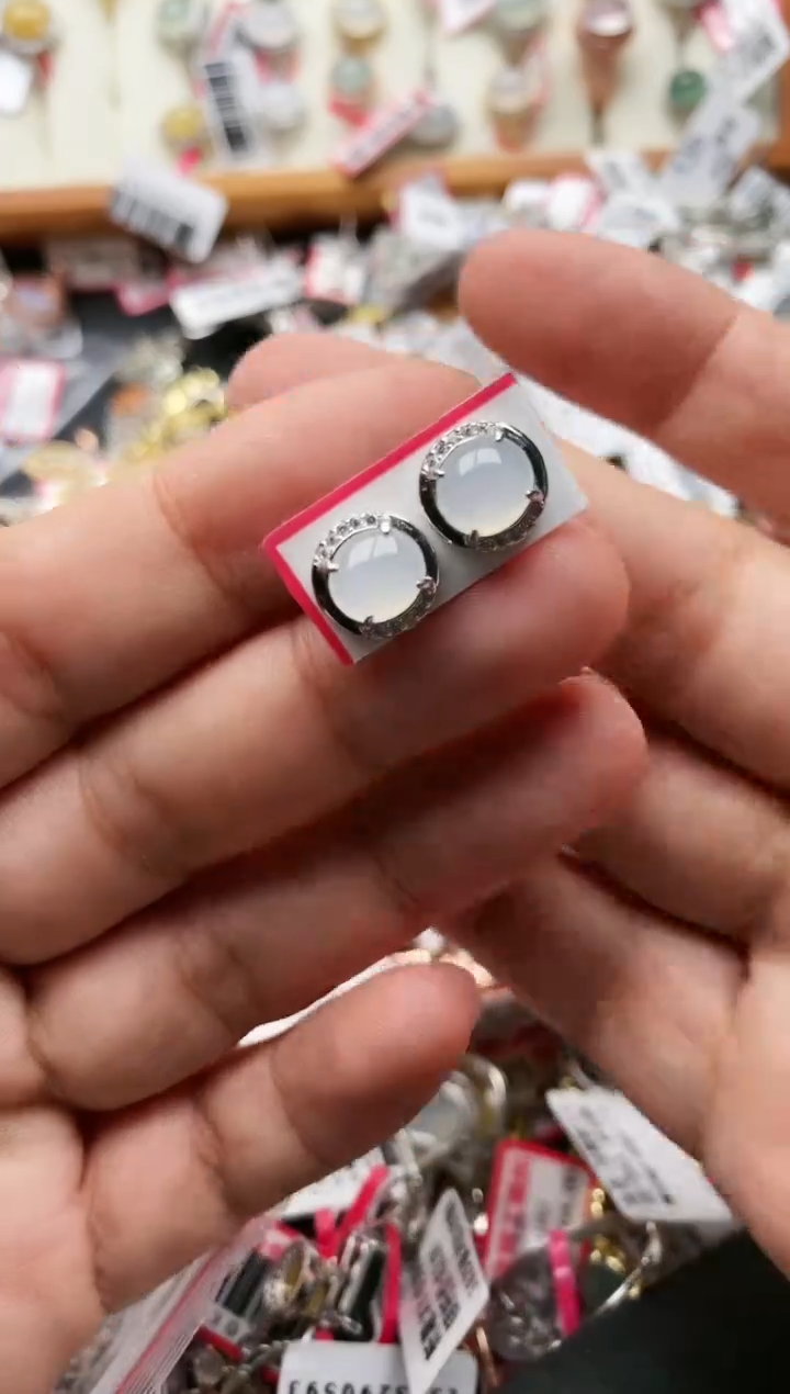 【闪购商品】翡翠颈饰银S925镶嵌555555      5