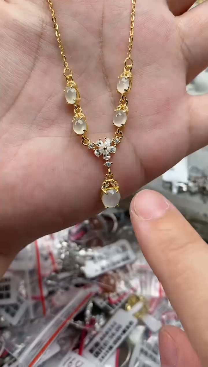 【闪购商品】翡翠戒指银S925镶嵌666666   9