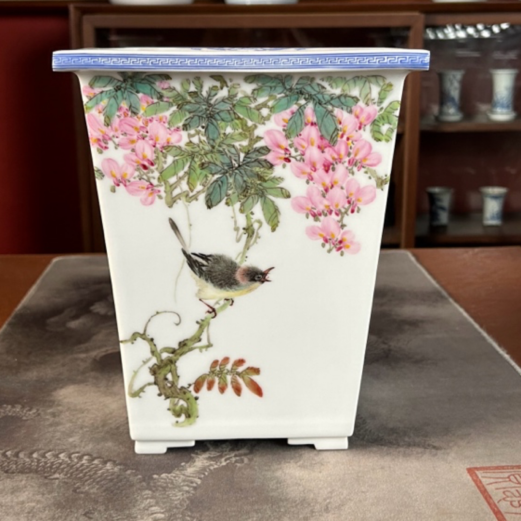 纯手工镶器粉彩花鸟兰花盆外口18.8内口14.5外高23内高21.5