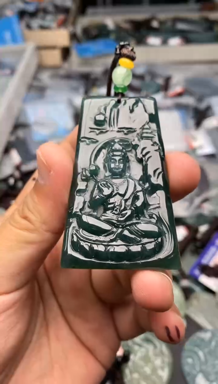 【闪购商品】翡翠颈饰未镶嵌多人