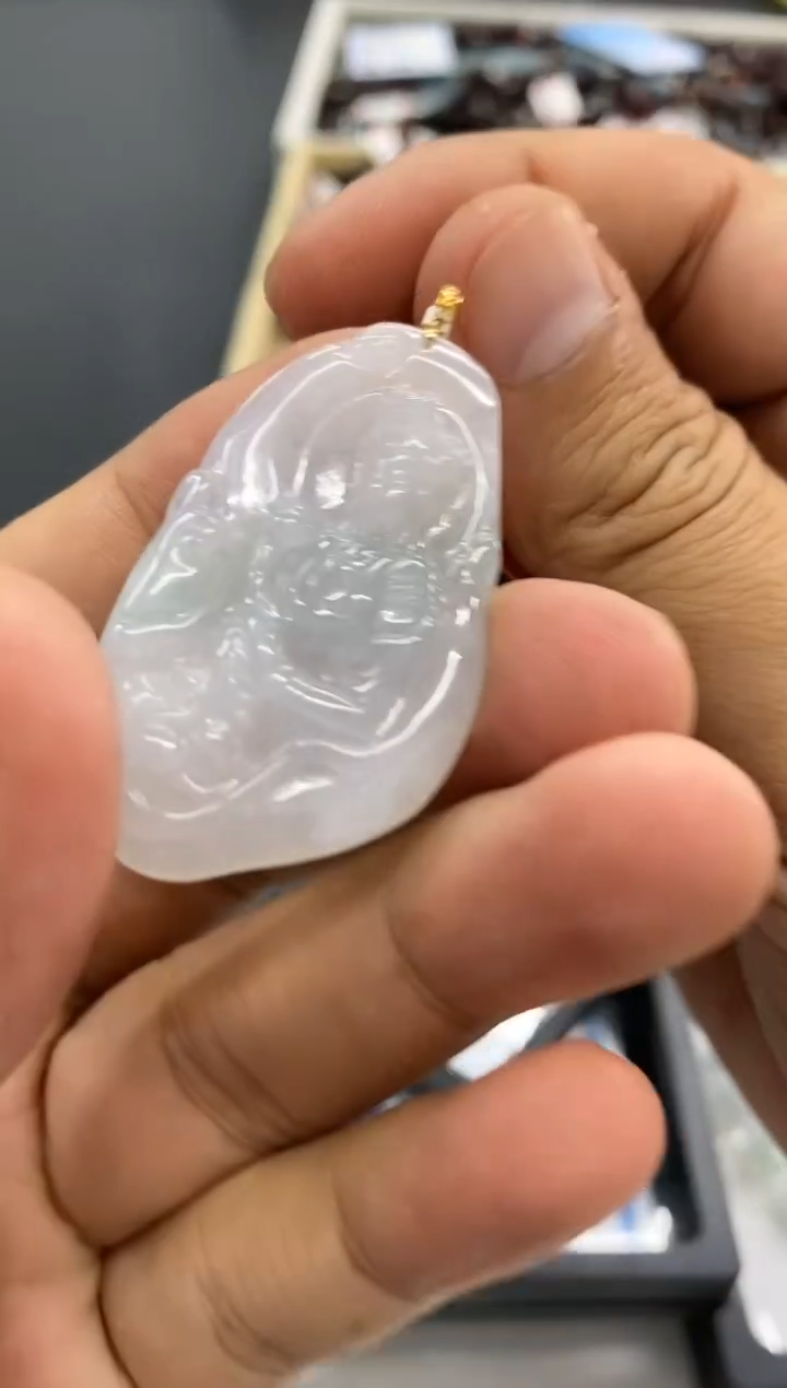【闪购商品】翡翠颈饰18K金镶嵌多人