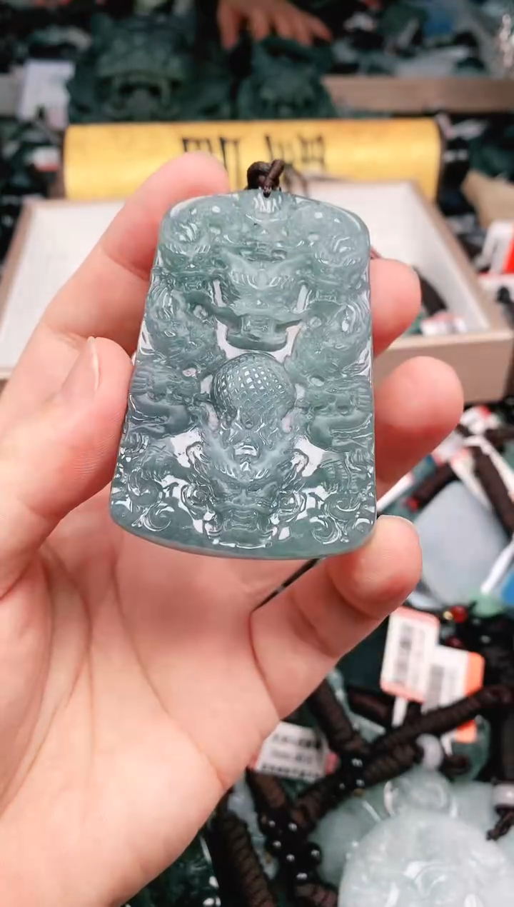【闪购商品】翡翠颈饰未镶嵌翡翠多样性发货发其一.