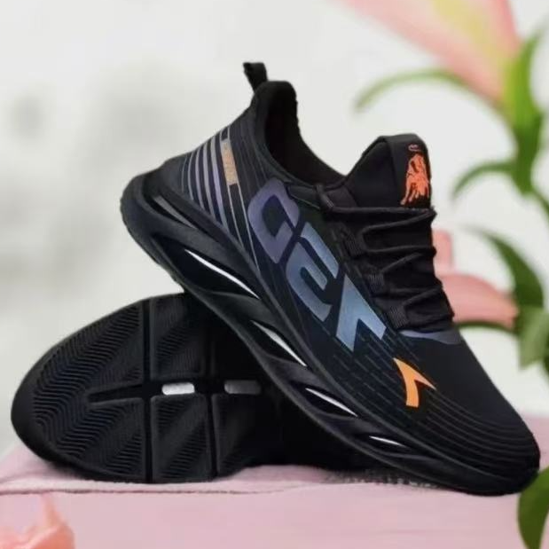 2025春夏新款时尚百搭软底潮鞋潮流轻便舒适百搭户外运动休闲鞋