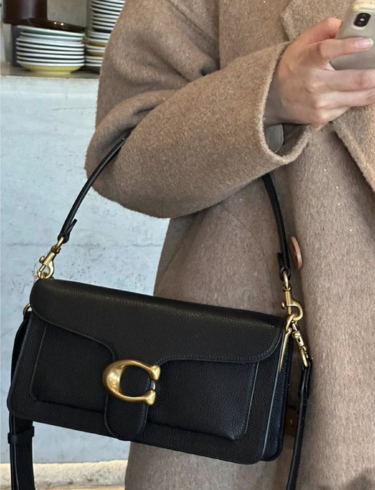 95新 COACH/蔻驰 黑金全皮荔枝纹Tabby法棍
