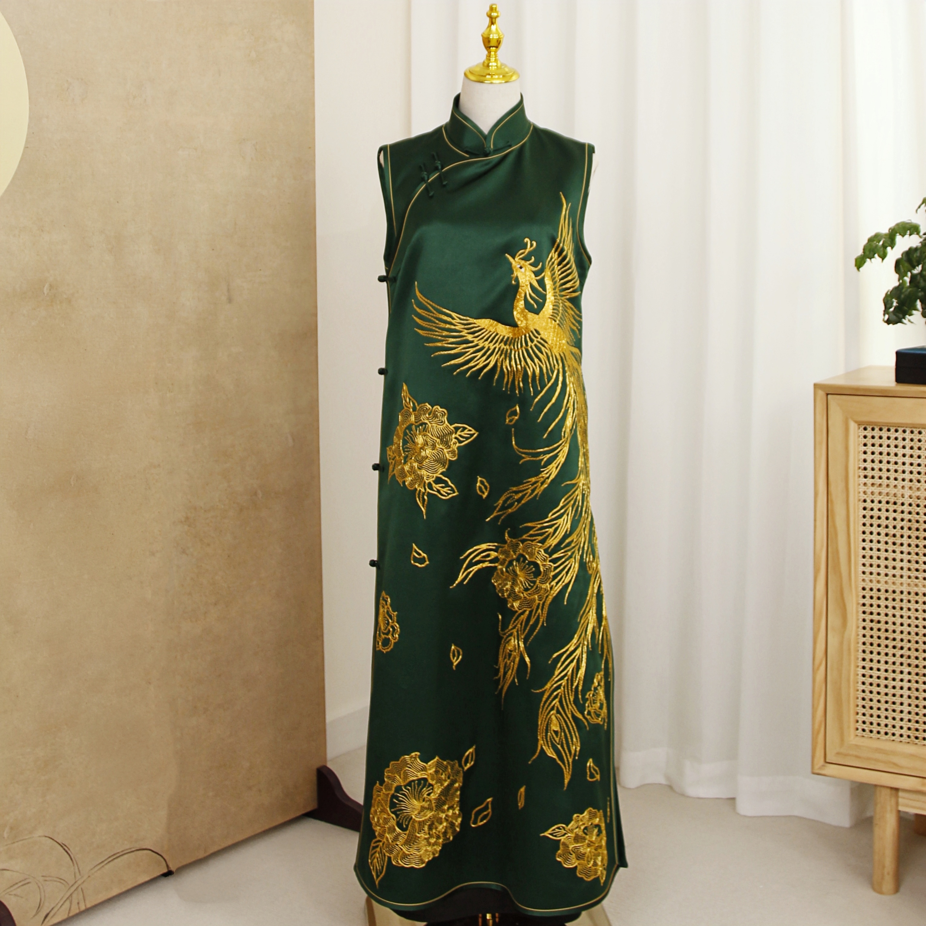 【京绣】新中式国风女装 非遗手工刺绣 立领偏襟凤穿牡丹京派旗袍